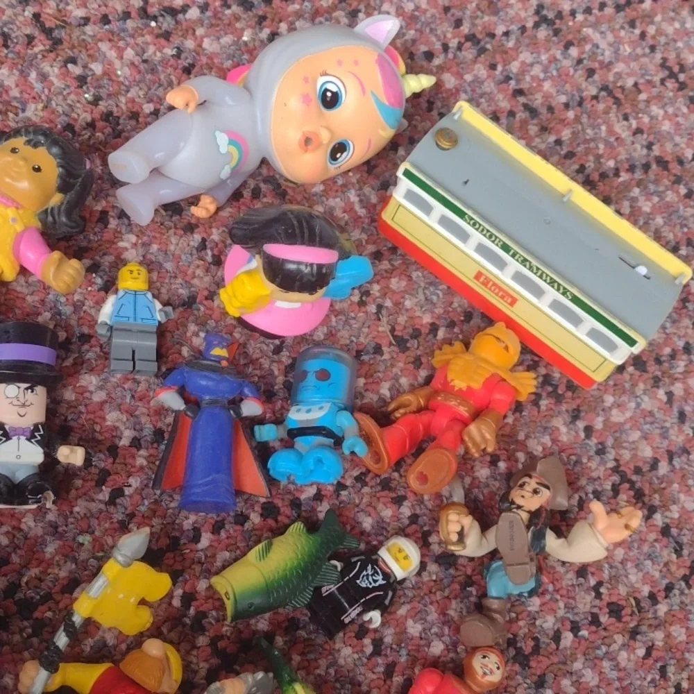 Assorted Colorful Kids Toy Set - Picture 4 of 4